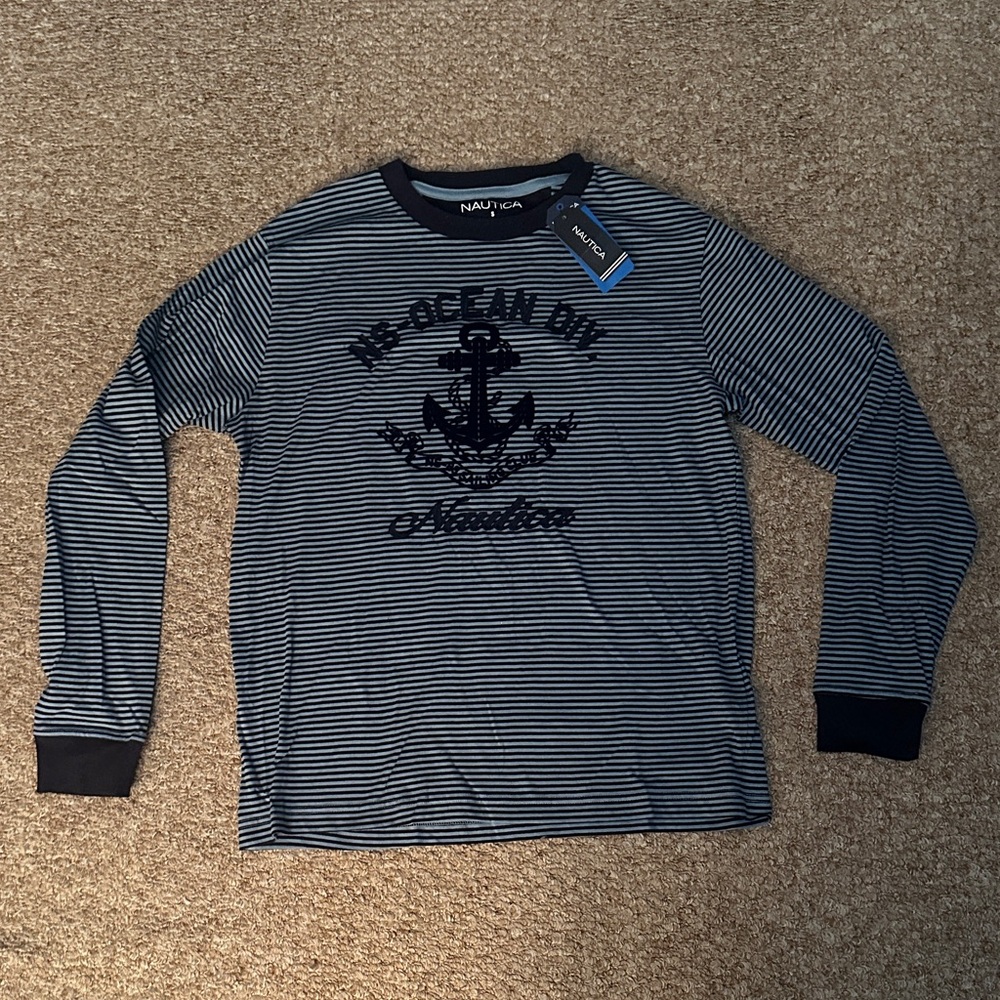 Nautica Men's Black and White Striped Long Sleeve Tee